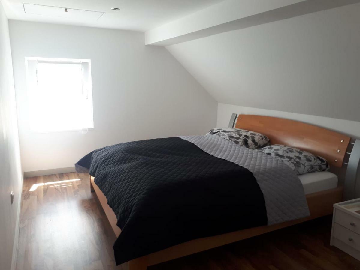 Ferienhaus Ixheim Bitscher Str.70 Zweibrücken Exterior foto