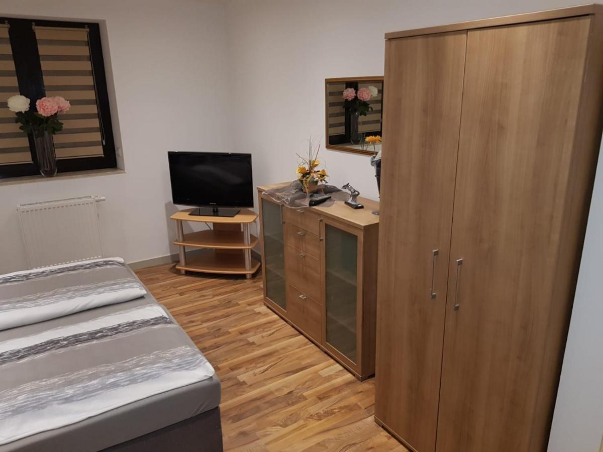 Ferienhaus Ixheim Bitscher Str.70 Zweibrücken Exterior foto